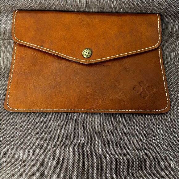 Patricia Nash Heritage Envelope pouch wallet Italian tan leather - Picture 1 of 5